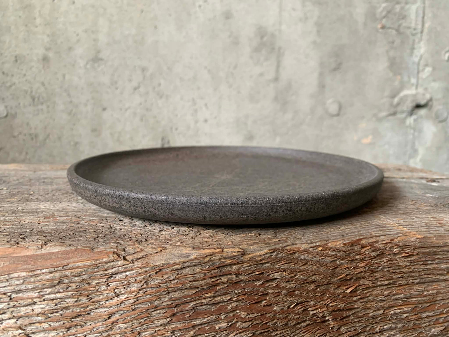 7-inch Stoneware Flat Plate